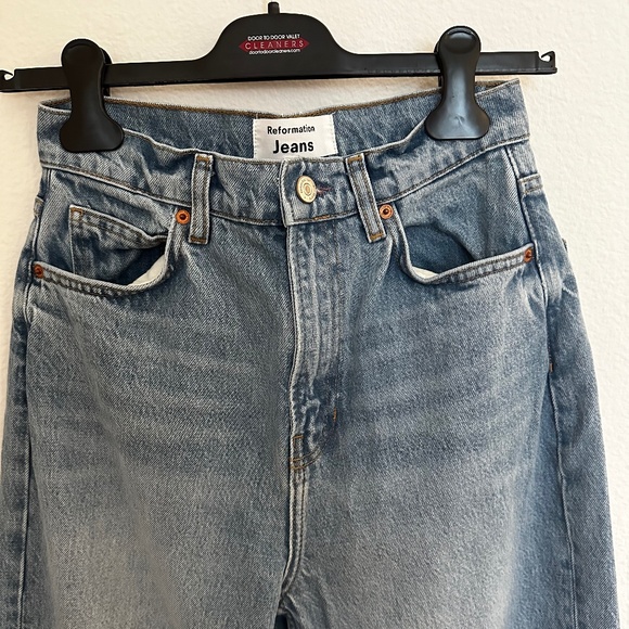 Reformation Wilder High Rise Wide Leg Cropped Jeans - Picture 5 of 10